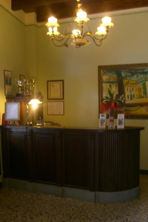 Hotel Alpino Barga Εξωτερικό φωτογραφία
